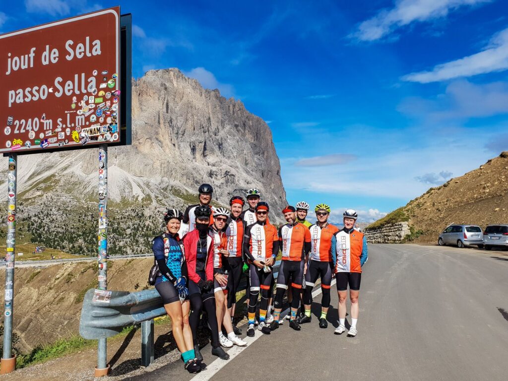 Gruppenfoto am Sellajoch